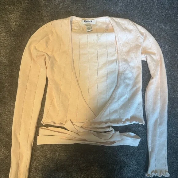 RSQ Pink Ribbed Wrap Blouse - Picture 4 of 6